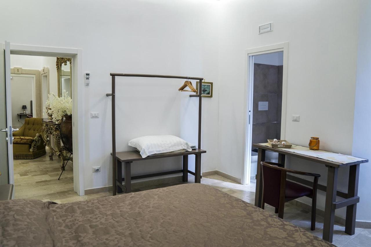 B&B Conte Cavour Барлета Екстериор снимка